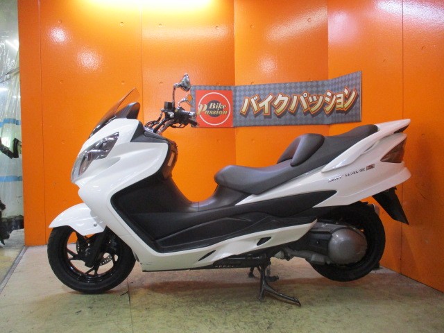 反対側もこの通り状態グッド！！駆動系の樹脂の日焼けもなく機関もとっても良好です！他店追従不可能価格！